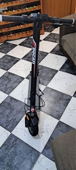 Patín Eléctrico Ducati