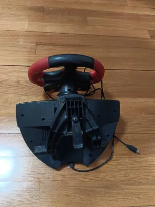 Volante Ferrari PC y PS3