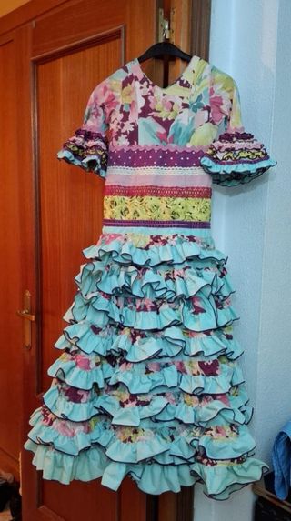 Traje de flamenca para niña