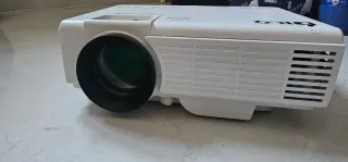 Proyector Dr.Q LED + Pantalla Textil 100