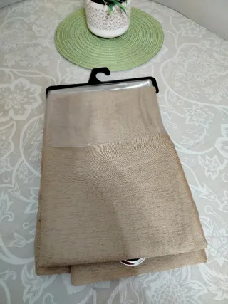 Cortina visillo beige con ojales