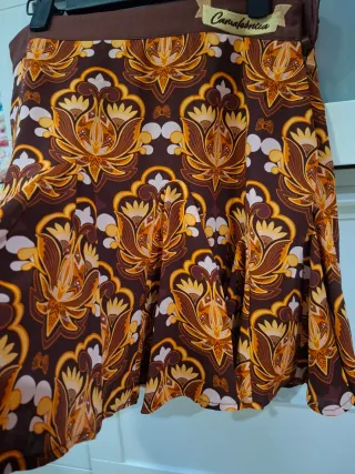 Falda mini Camaleónica estampado floral