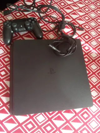 PS4 Slim 1TB + Mando Sony Negro