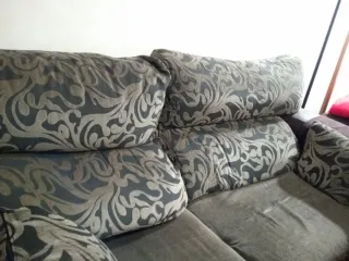 Radiador blanco salón calor azul,Muebles y 2 sofás