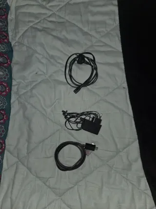 PS5 Digital + mando nuevo + cargador doble