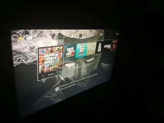 PS4 (PlayStation 4) Negra + 4 Juegos