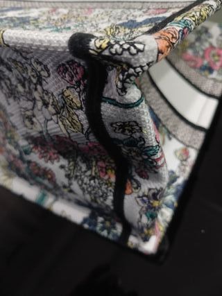 Borsa Dior Book Tote Media Fiori bianca Multicolor