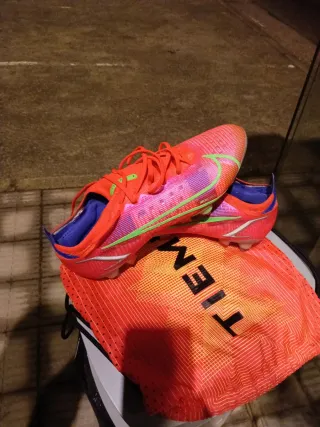 Botas de fútbol Nike profesionales