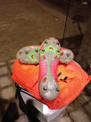 Botas de fútbol Nike profesionales