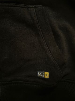 Felpa Baci e Abbracci Nera Limited Edition