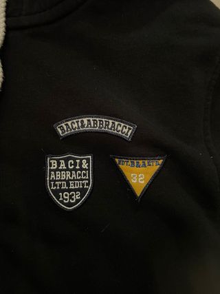 Felpa Baci e Abbracci Nera Limited Edition