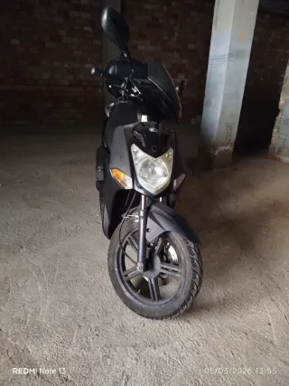 Kymco Agility 125cc Scooter Negra