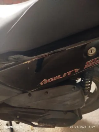 Kymco Agility 125cc Scooter Negra