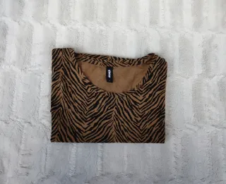 Camiseta Eksept Animal Print Talla L