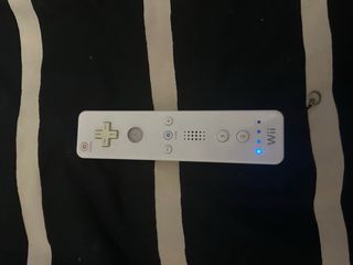 Nintendo Wii U Negra + accesorios LEER DESCRIPCIÓN