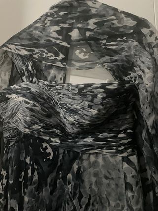 Vestido largo estampado asimétrico