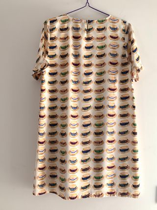 Vestito con stampa di cappelli di Compañía Fantástica