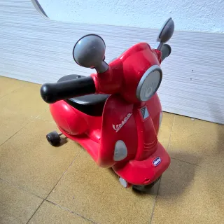 Vespa Primavera (Chicco) – Moto Correpasillos