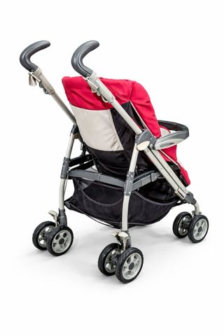 Passeggino rosso e grigio