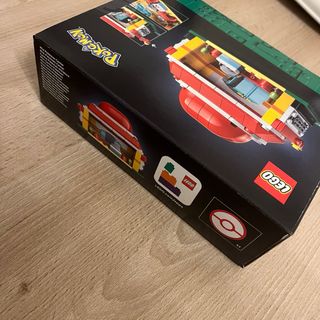 LEGO Mini Pokémon Center 40911