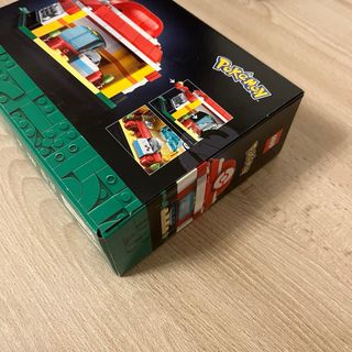 LEGO Mini Pokémon Center 40911