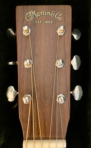 Guitarra Martin D18e