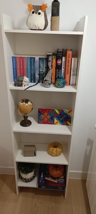Estantería blanca