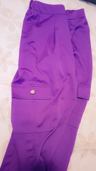 Pantalón cargo Carher morado talla S