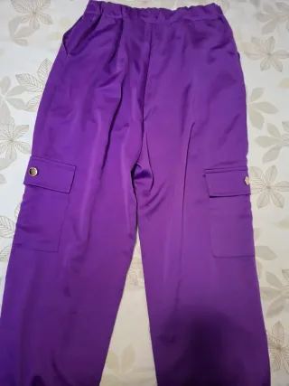 Pantalón cargo Carher morado talla S