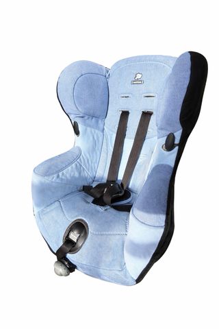 Seggiolino auto blu e nero