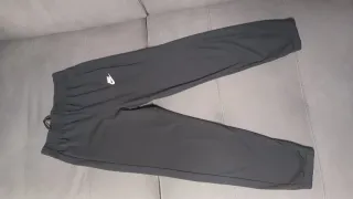 Conjunto deportivo Nike negro