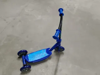 Patinete 3 Ruedas Molto Azul