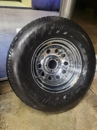 Llantas + 4 neumáticos