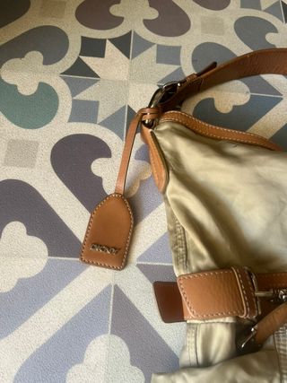 Bolso DKNY Vintage Y2K - Nylon Satinado