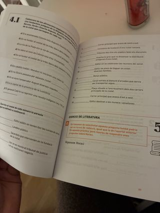 Cum laude. Quadern de llatí per preparar les PAU