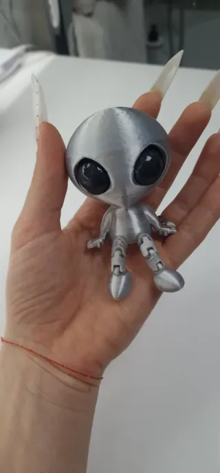 Muñeco alien