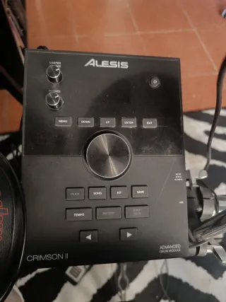 Batería Electrónica Alesis Crimson II Mesh Kit