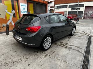 Opel Astra 2014