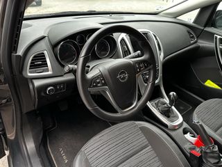 Opel Astra 2014