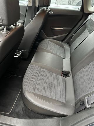 Opel Astra 2014