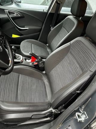 Opel Astra 2014