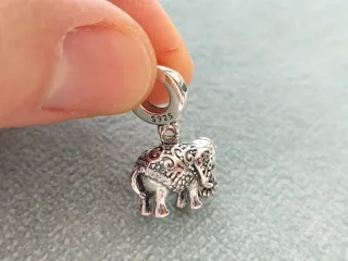 Charm elefante plata de ley