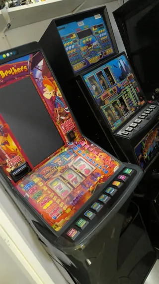 Máquina tragaperras Brothers