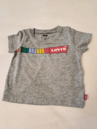 Conjunto bebé Levi's y Benetton