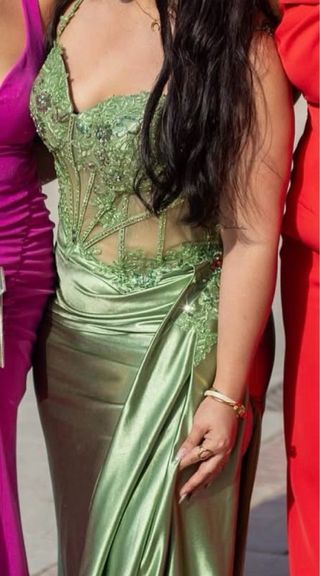 Vestido verde para evento especial