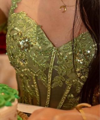 Vestido verde para evento especial