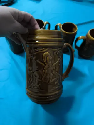 Jarra y 4 vasos cerveza cerámica