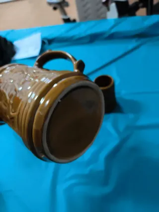 Jarra y 4 vasos cerveza cerámica