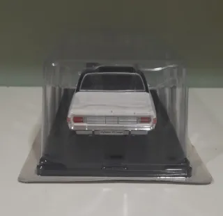 Opel Diplomat V8 Coupé 1965 Escala 1/24