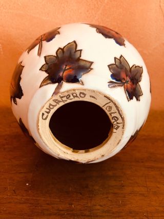 Huevo de cerámica decorado